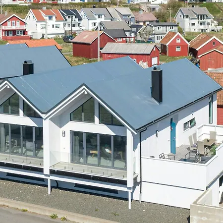 Modern With Sea View In Casa vacanze