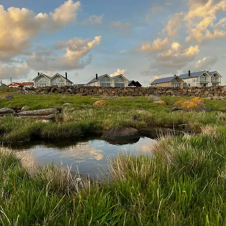 Modern With Sea View In Casa vacanze Borhaug