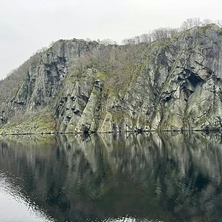 Modern With Sea View In Hébergement de vacances Borhaug