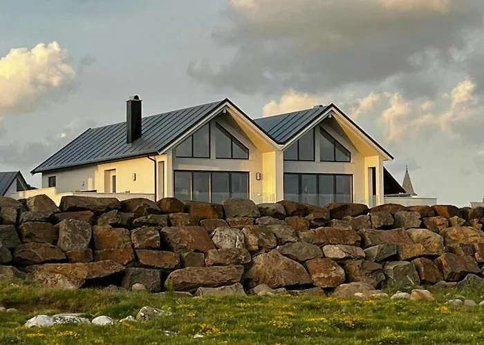 Hébergement de vacances Modern With Sea View In *